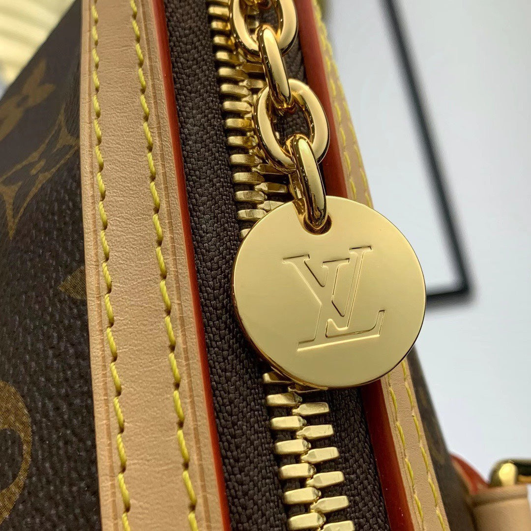 ✨ Luxury Monogram Designer Handbag – Elegant & Timeless Style ✨