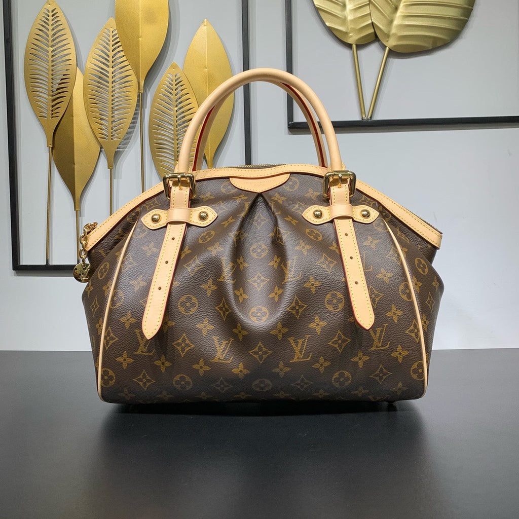 ✨ Luxury Monogram Designer Handbag – Elegant & Timeless Style ✨