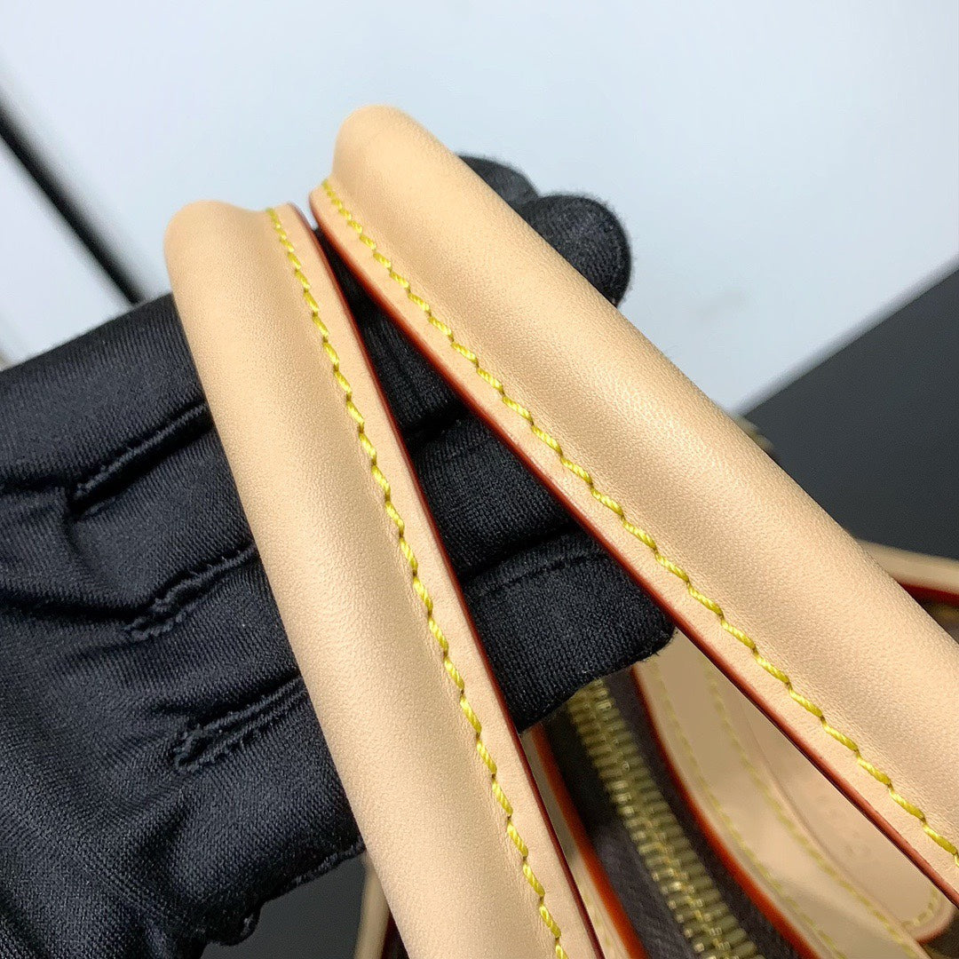 ✨ Luxury Monogram Designer Handbag – Elegant & Timeless Style ✨